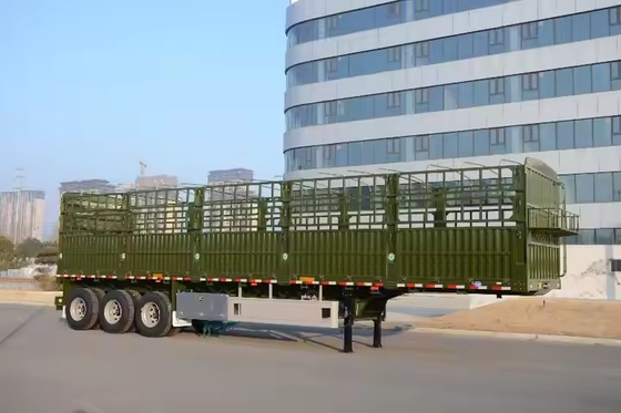 12400*2500*2000mm Trọng lượng 7T 3 trục 10pcs lá xuân 40T payload Stake Semi trailer