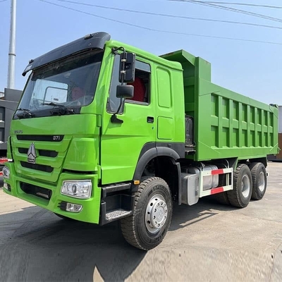 Howo Brand 6x4 Dump Truck 375 mã lực Chuyển số bằng tay Diesel nhiên liệu điều kiện mới cho xây dựng ở châu Phi